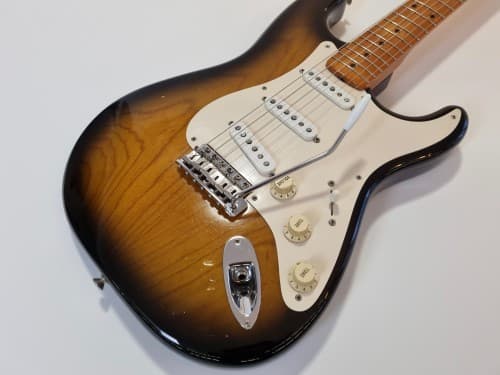 Fender Stratocaster 40th Anniversary - Thumbnail 2