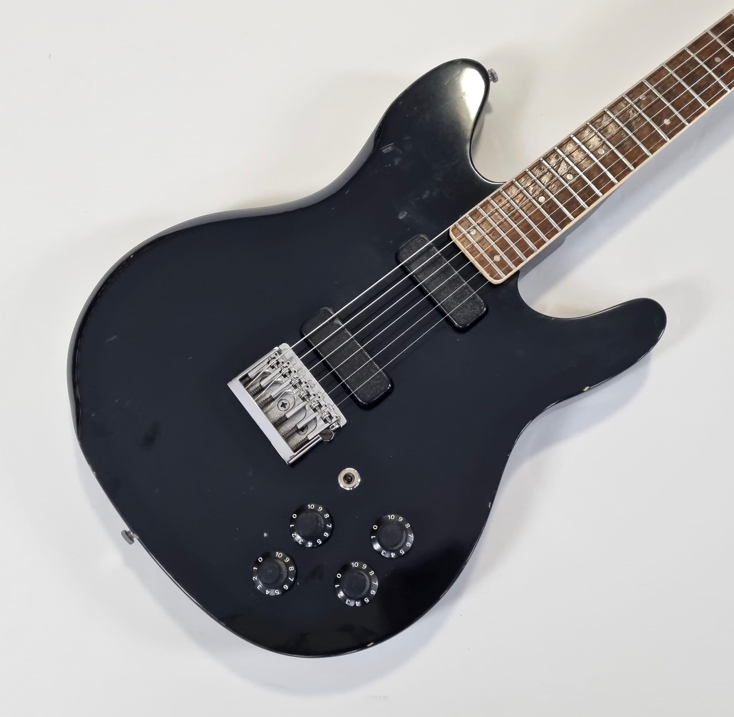 Rickenbacker 230 Hamburg 1985 JetGlo - Thumbnail 3