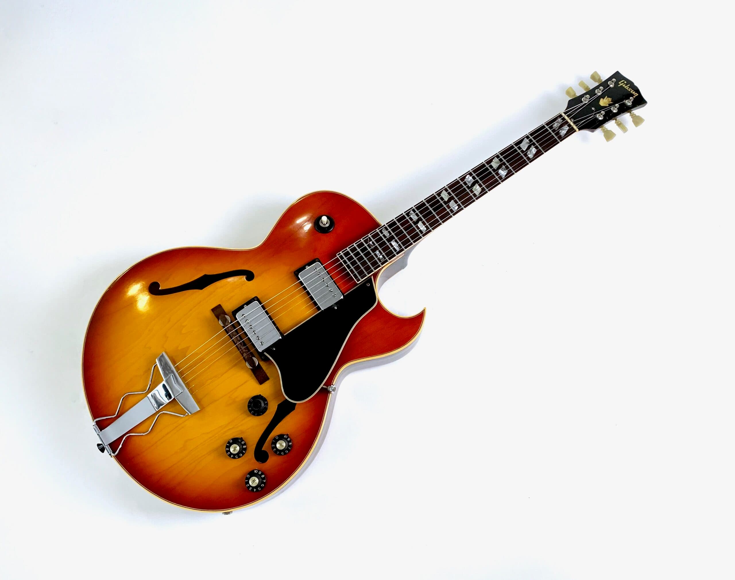 Gibson ES-175D Sunburst 1967 - Image 1