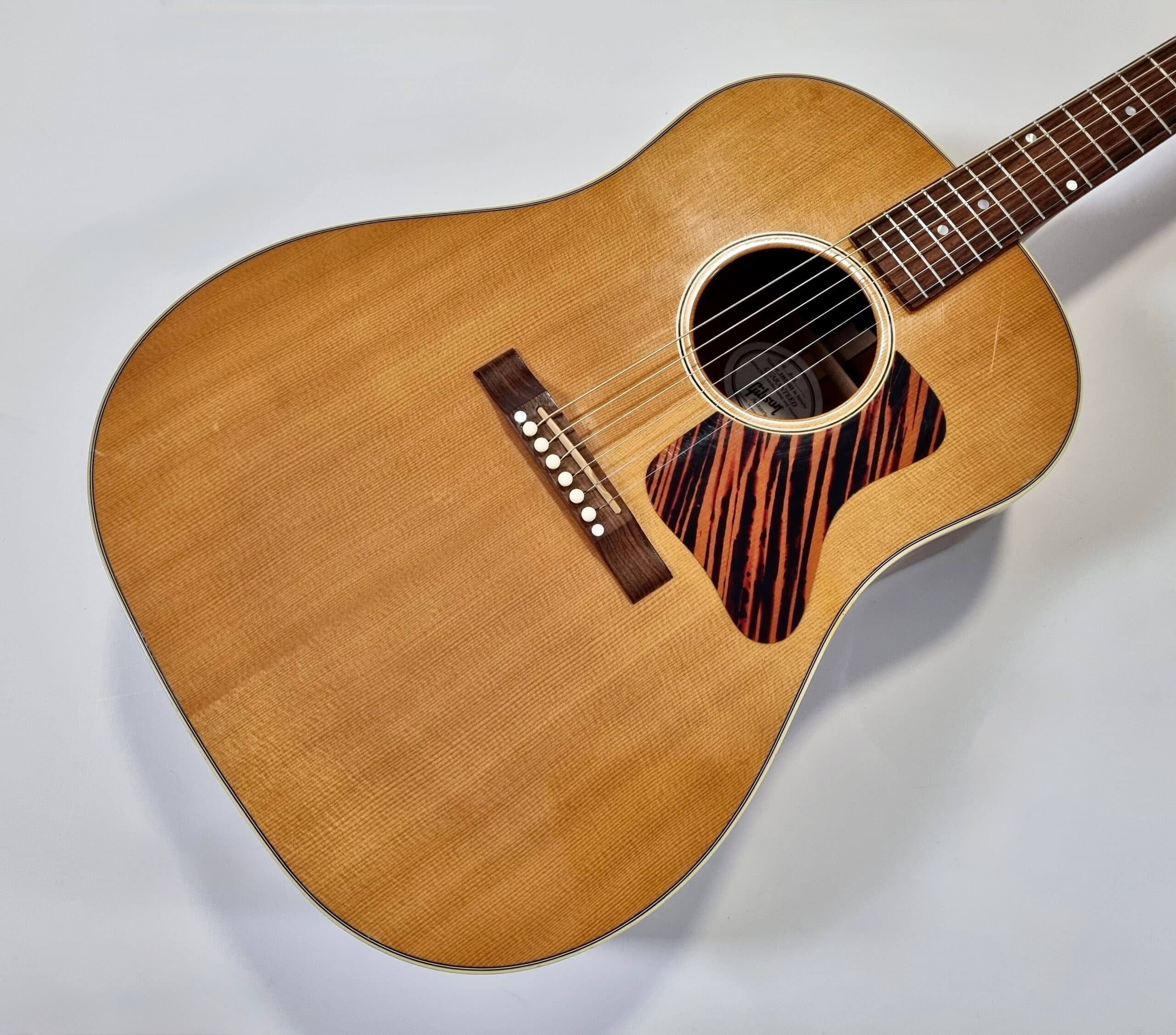 Gibson J-35 Antique Natural 2013 - Thumbnail 3