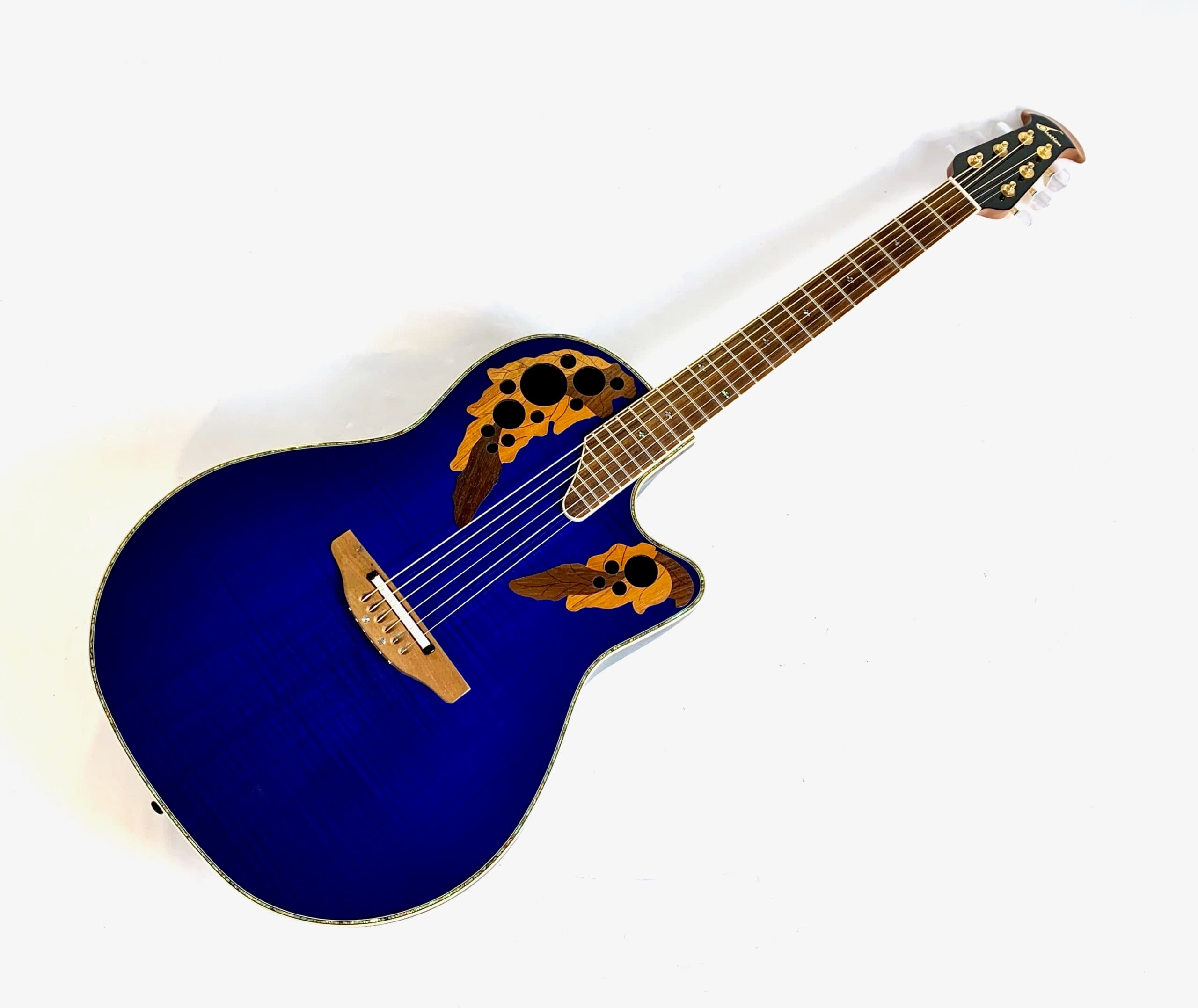 Ovation Celebrity Deluxe CDX44 Transparent Blueburst - Image 1