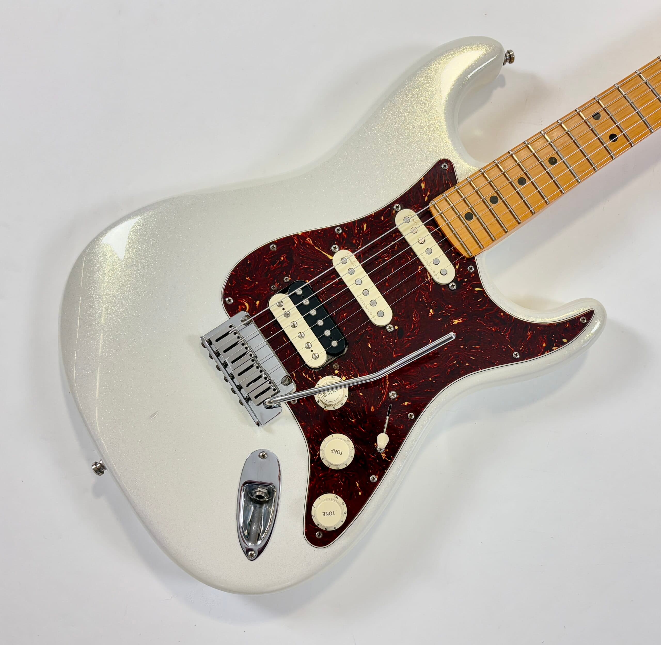 Fender Stratocaster American Ultra HSS 2023 Arctic Pearl - Thumbnail 3