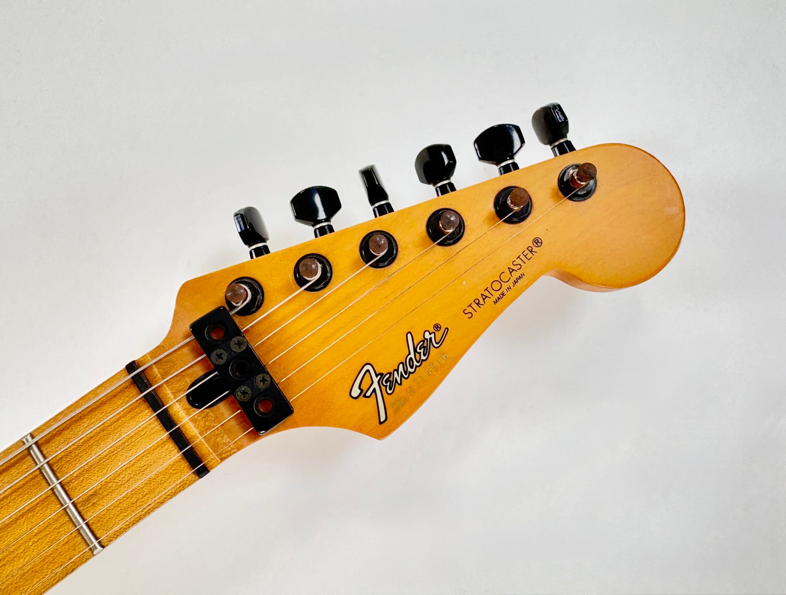 Fender Stratocaster SF-451M Boxer White 1984-1987 made in Japan - Thumbnail 2