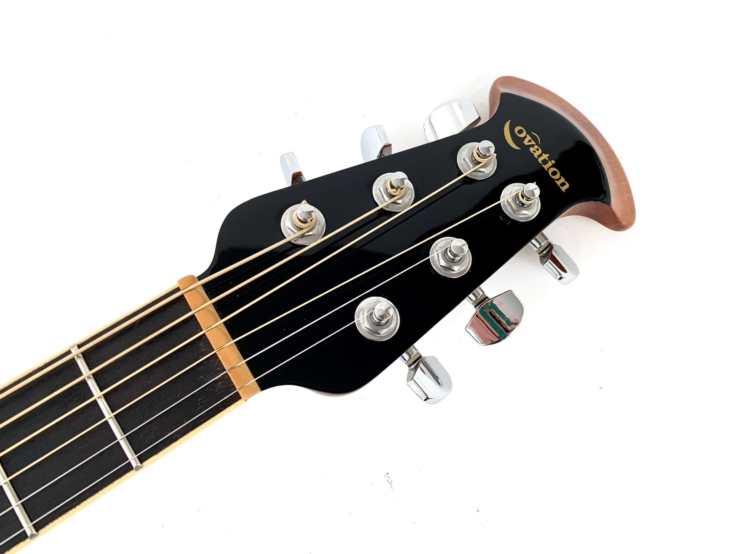 Ovation CC24 Celebrity Natural - Thumbnail 2