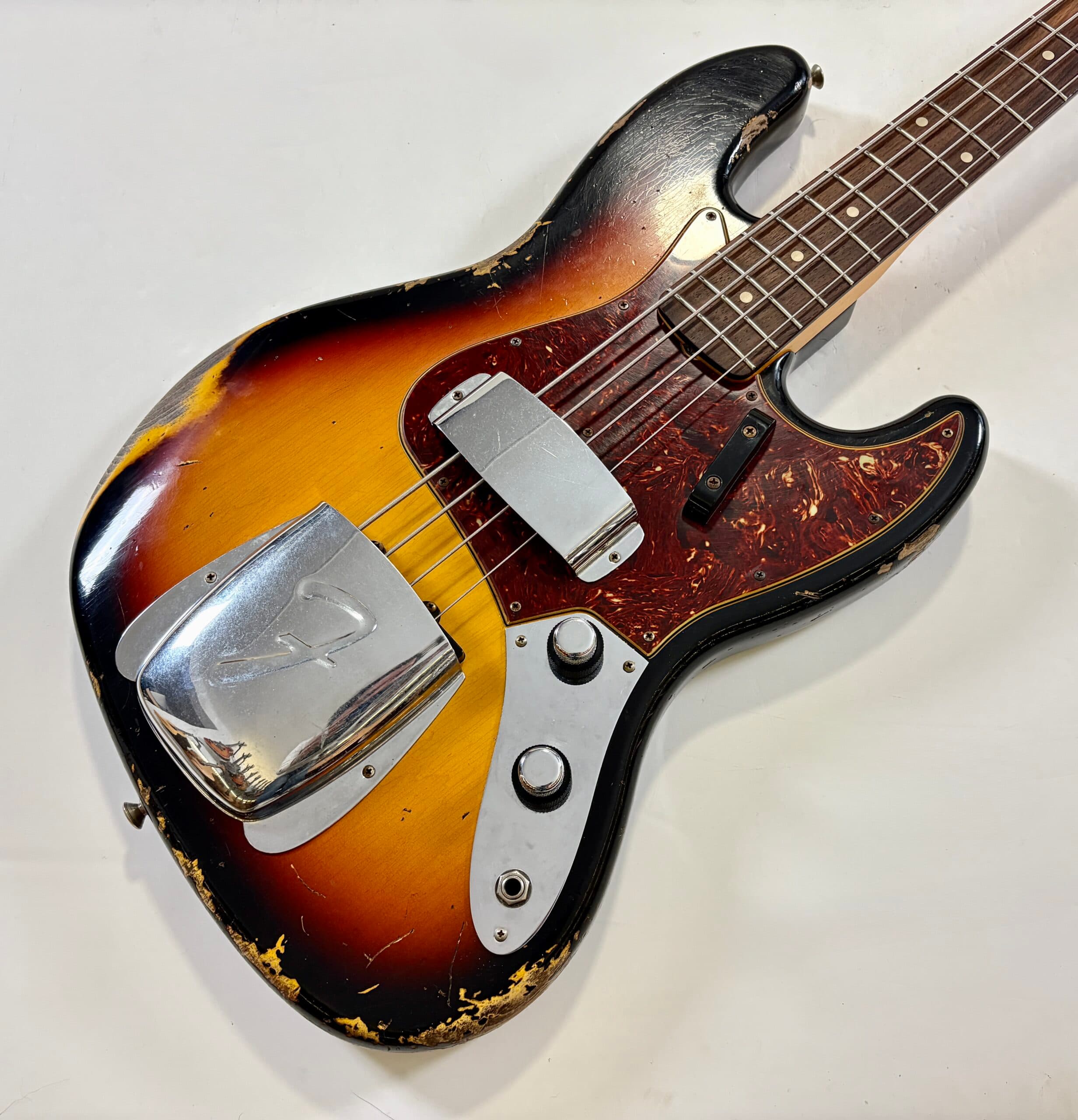 Fender Jazz Bass 1960 Custom Shop 2020 Sunburst Heavy Relic - Thumbnail 3