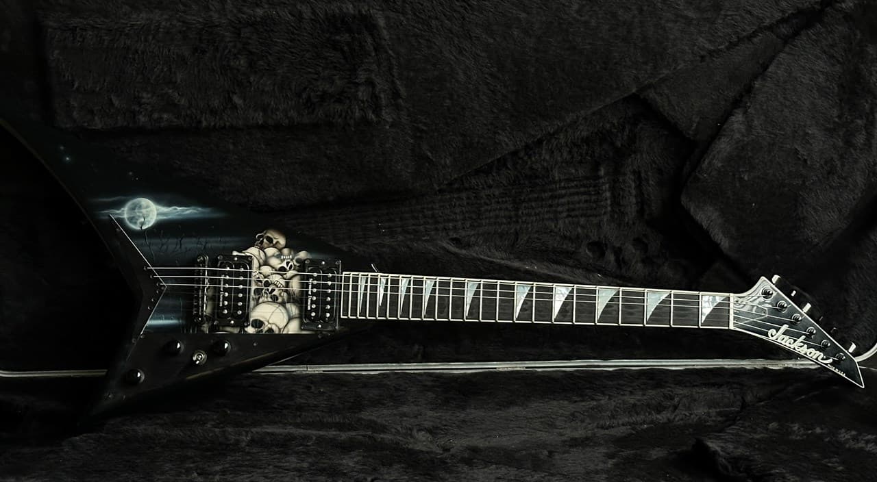 Jackson USA RR1 Pile of Skulls Randy Rhoads with Case - Image 1