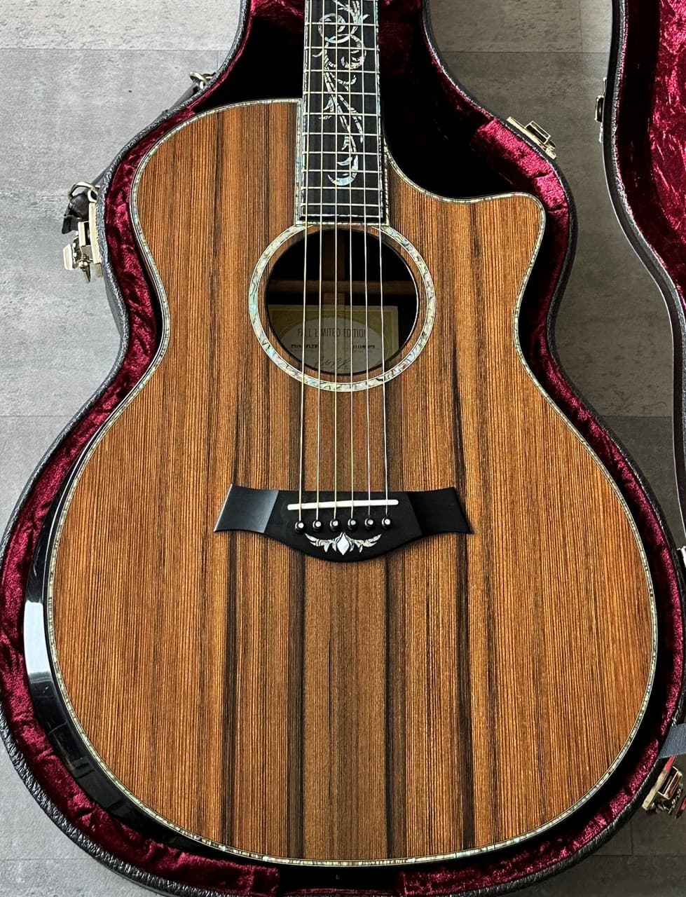 Taylor PS14CE Fall Limited Presentation Series Sinker Redwood/Macassar Ebony - Thumbnail 3