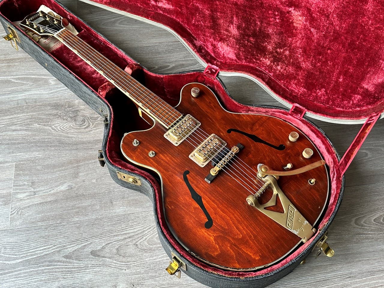 1967 Gretsch 6122 Chet Atkins Country Gentleman Walnut with Original Case - Image 1
