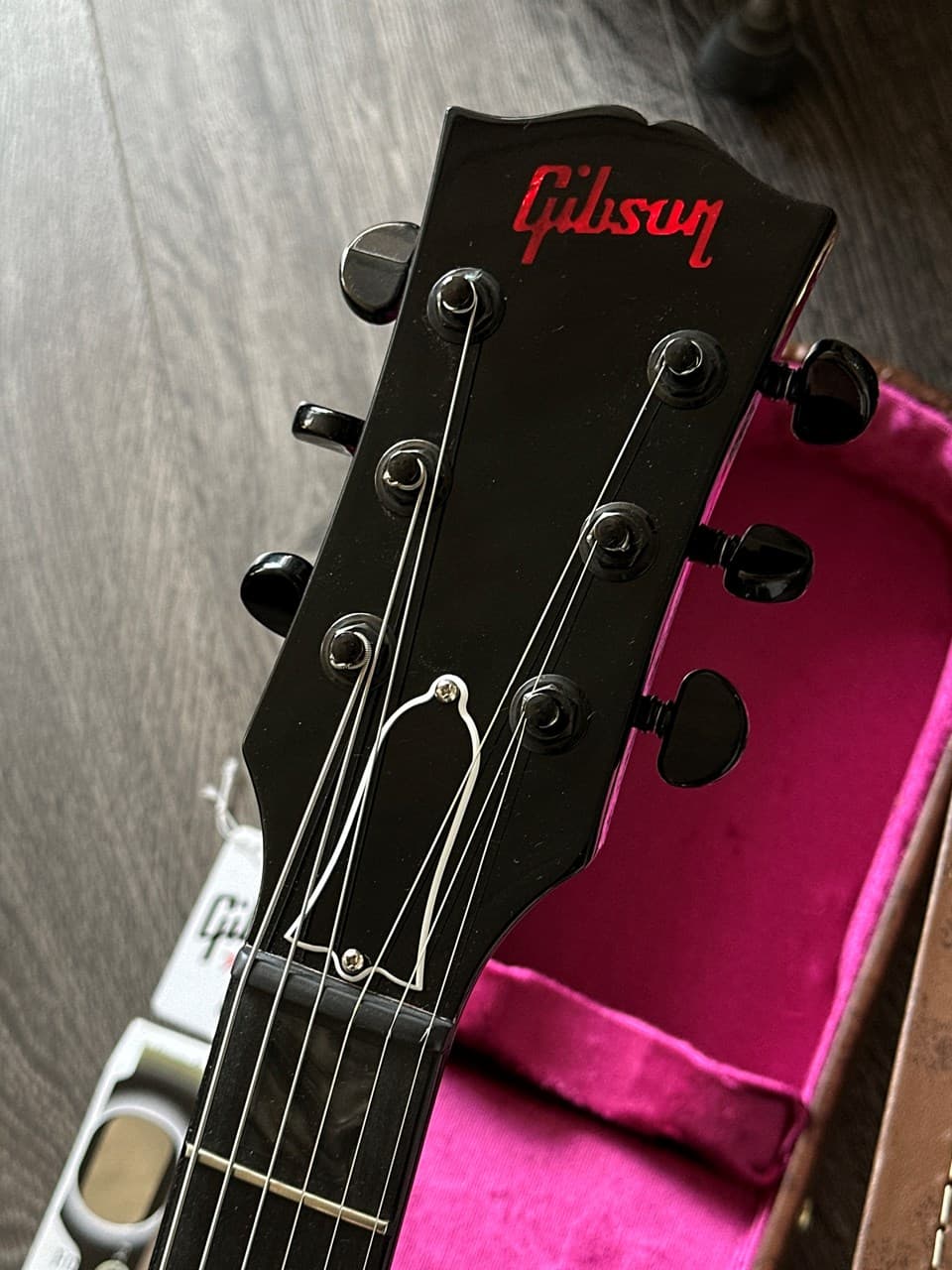 Gibson Custom Shop Solar Eclipse Les Paul serial# 2 of 20 - Thumbnail 3