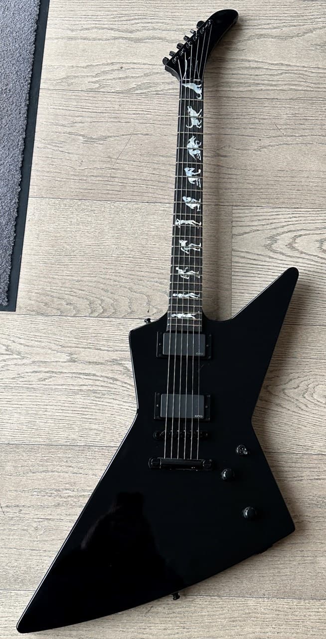 Antonio Guitars Man to Wolf Explorer Handbuilt MX250 Tribute Handbuilt - Thumbnail 3