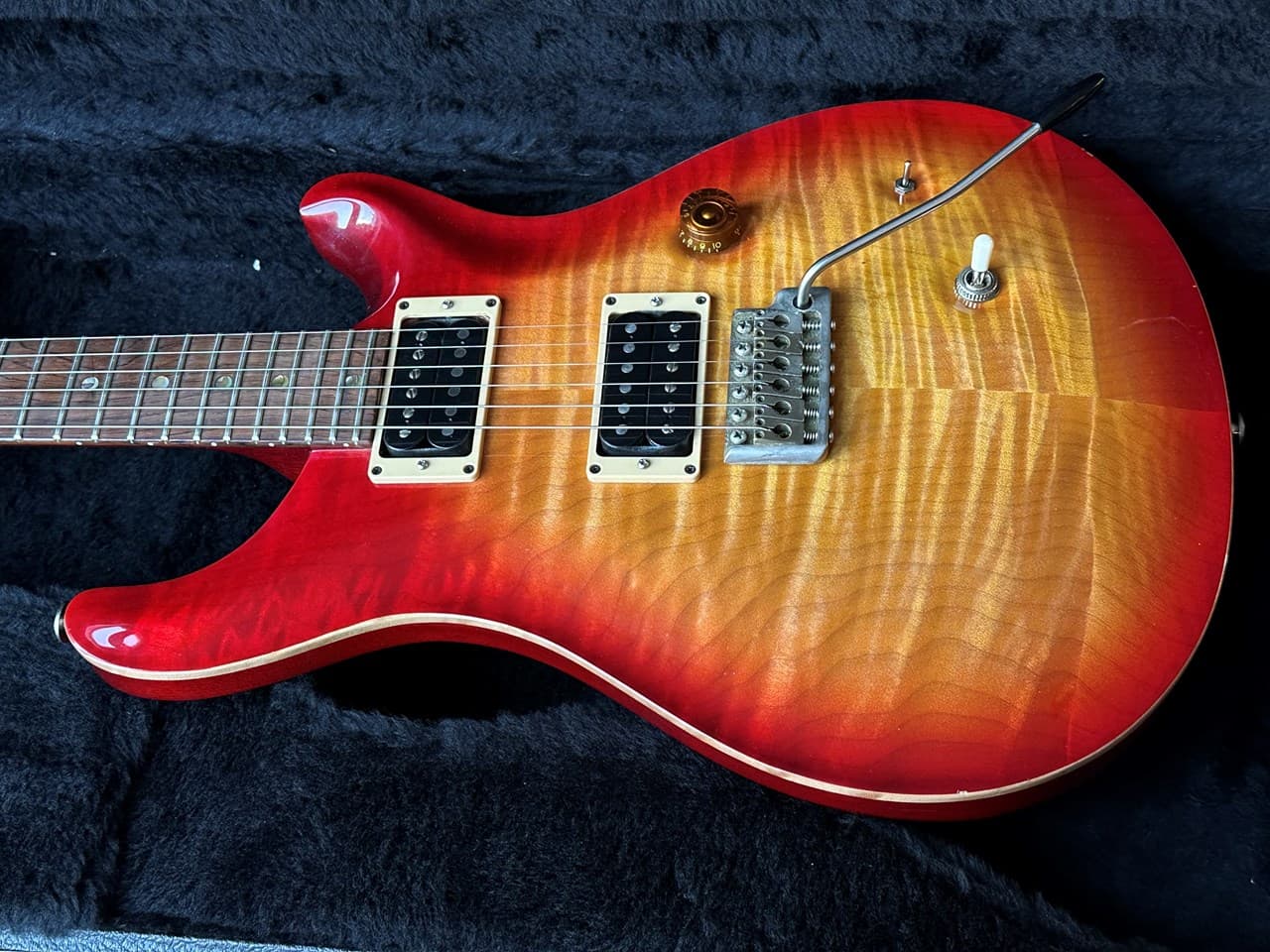 1990 PRS Paul Reed Smith Custom 24 with a Wild Maple Top - Thumbnail 3
