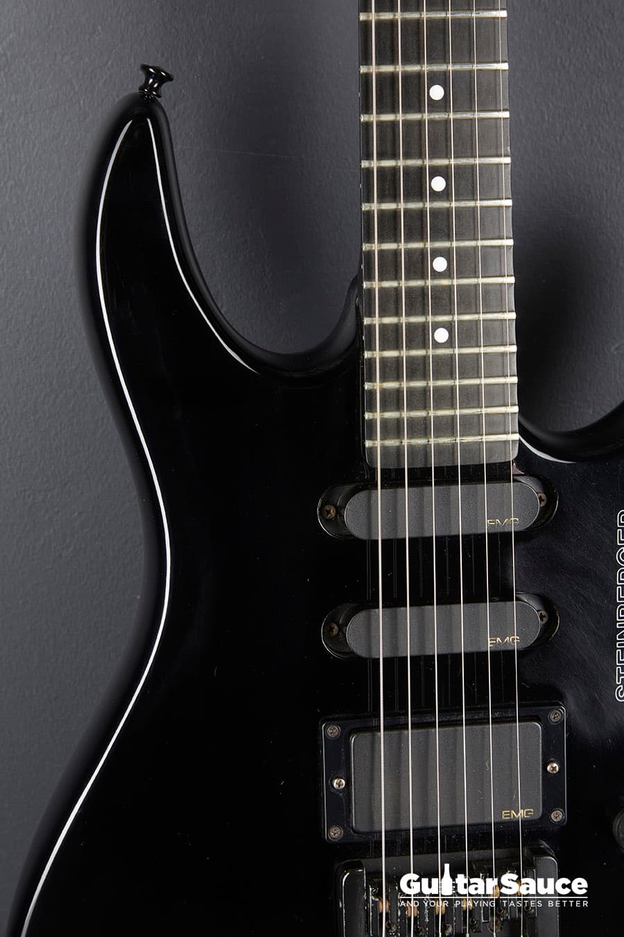 Steinberger GM4 S Trem Black USA HSS Headless Used - Thumbnail 3