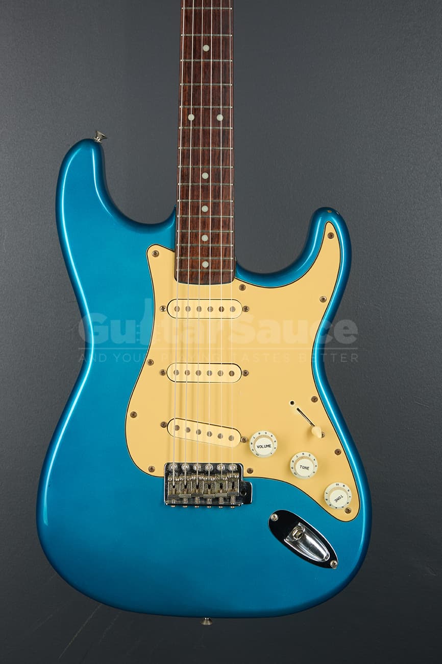 Squier by Fender Stratocaster del 1988 Used By Bernie Marsden - Image 1